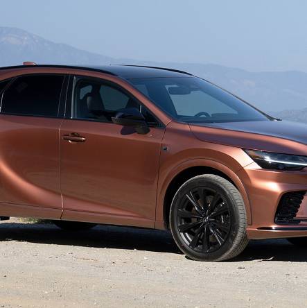 Ogrzewanie postojowe do Lexus RX 500h od rocznika 2023 sterowane aplikacją ThermoConnect