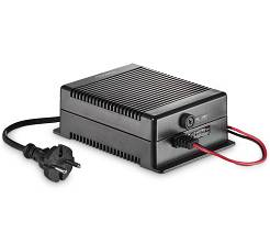 Dometic CoolPower MPS 35 zasilacz sieciowy umożliwiający bezproblemowe podłączenie urządzeń chłodzących zasilanych napięciem 12/24 V do sieci 110 - 240 V. - 9600000445